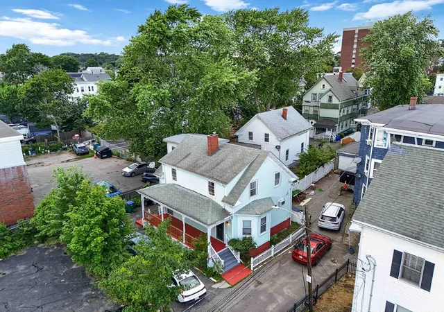 Photo 25 of Sale Pending at 10 Cobbet Pl, Lynn, MA 01902 | MLS# 73555225 | Listing updated on 2026-10-07