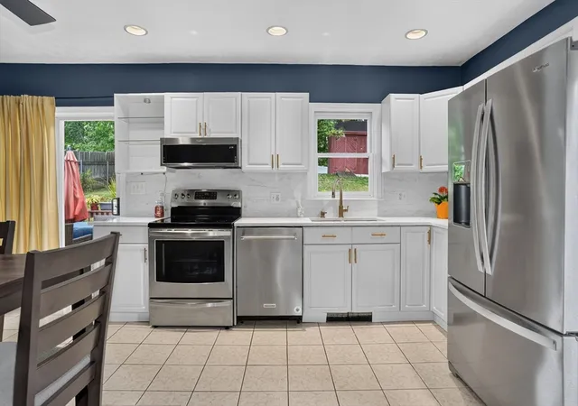 Photo 3 of Sale Pending at 187 Stevens St, Marlborough, MA 01752 | MLS# 73541723 | Listing updated on 2026-08-11