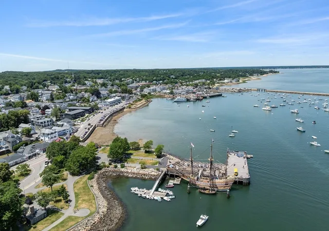 Listing Photo 1 - Condo for sale in building located at 27 Howland, Plymouth, MA 02360 - Unit #7