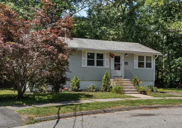 Photo 1 of Sale Pending at 28 Greybert Ln, Worcester, MA 01602 | MLS# 73545456 | Listing updated on 2026-08-26