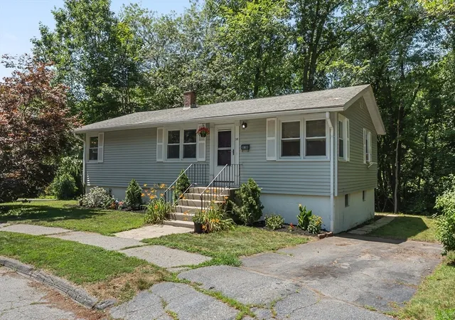 Photo 2 of Sale Pending at 28 Greybert Ln, Worcester, MA 01602 | MLS# 73545456 | Listing updated on 2026-08-26