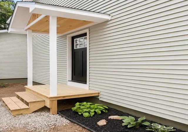 Photo 2 of Condo for sale at 80 Laurel Park #80, Northampton, MA 01060 | MLS# 73554460 | Listing updated on 2026-09-28