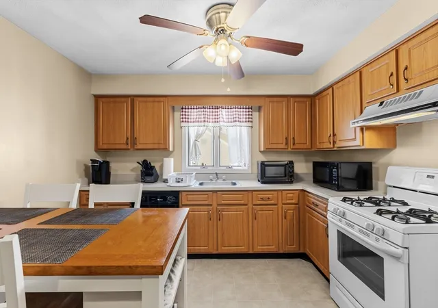 Homes for sale in Fall River, MA | 50 Clark St #22, Fall River, MA 02720 | MLS# 73539440