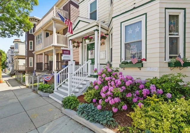 1st image of 9 Romsey St #3, Boston, MA 02125 | MLS# 73532416