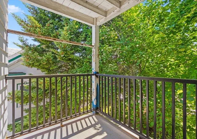 32nd image of 9 Romsey St #3, Boston, MA 02125 | MLS# 73532416