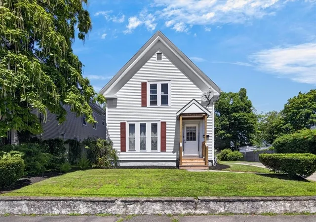 1st image of 171 Bartlett St, Brockton, MA 02301 | MLS# 73559658