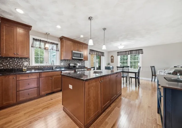 Photo 3 of Sale Pending at 199 Federal St, Wilmington, MA 01887 | MLS# 73563396 | Listing updated on 2026-09-12