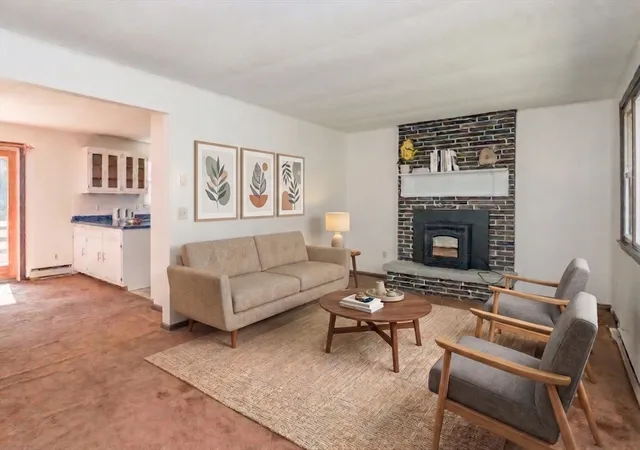 Photo 4 of Sale Pending at 77 Grantwood Dr, Amherst, MA 01002 | MLS# 73558396 | Listing updated on 2026-09-02