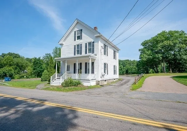 Photo 3 of Multi family home for sale at 25 East St, North Grafton, MA 01536 | MLS# 73564401 | Listing updated on 2026-09-12