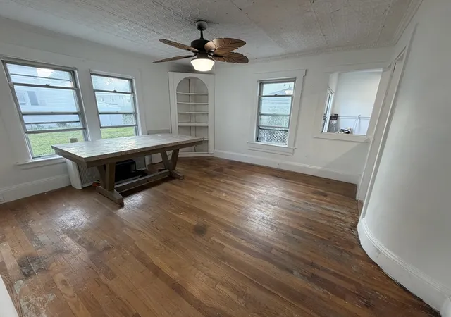 Photo 3 of Single family home for sale at 26 Glenwood St, Lynn, MA 01902 | MLS# 73532122 | Listing updated on 2026-09-18