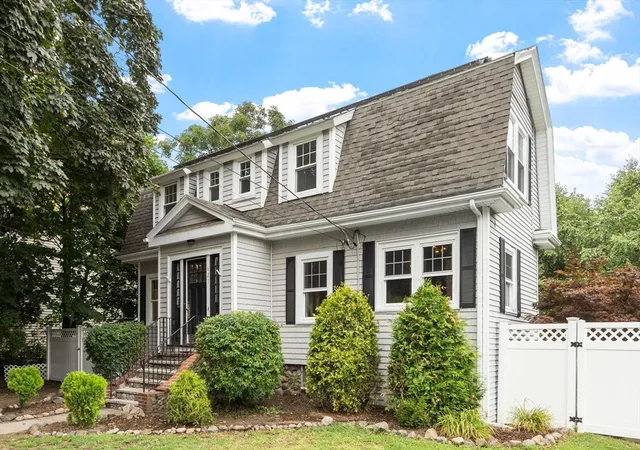 1st image of 621 High St, Medford, MA 02155 | MLS# 73567156
