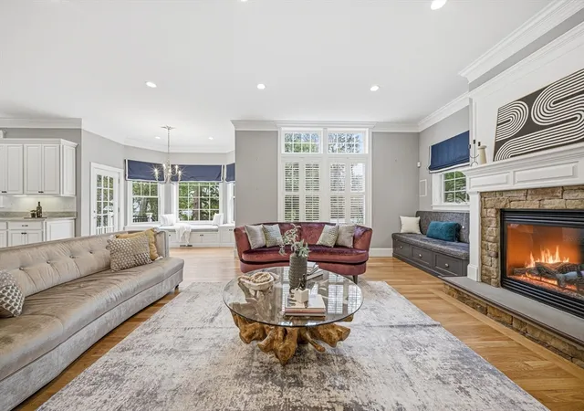2nd image of 24 Normandy Rd, Lexington, MA 02421 | MLS# 73558984
