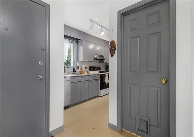 2nd image of 1199 Grafton St #92, Worcester, MA 01604 | MLS# 73559293