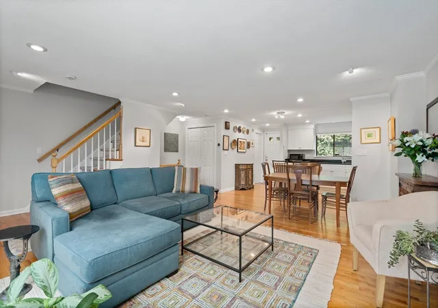 3rd image of 282 Mount Auburn, Watertown, MA 02472