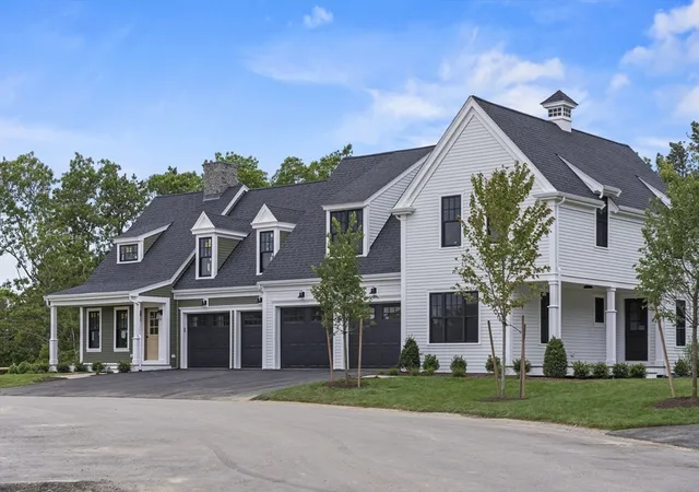 2nd image of 46 Sandwich Rd, Plymouth, MA 02360