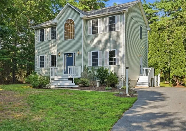 2nd image of 8 Rebecca Rd, Assonet, MA 02702 | MLS# 73554506