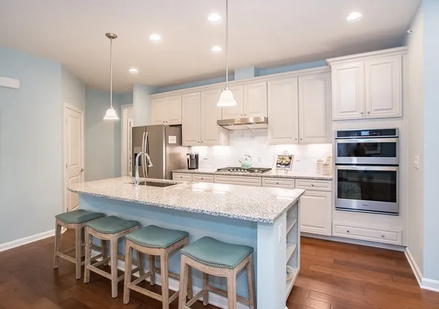1st image of 10 Weathervane Dr #20, South Weymouth, MA 02190 | MLS# 73552876