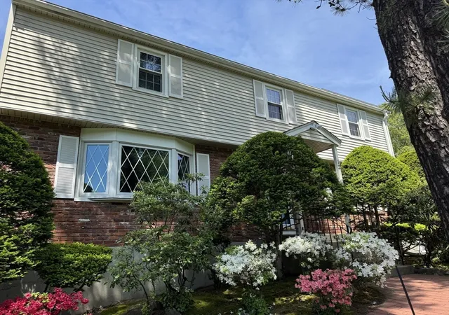 2nd image of 12 Swanson Rd, Framingham, MA 01701 | MLS# 73548815