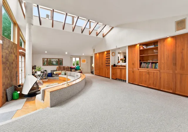 4th image of 12 Swanson Rd, Framingham, MA 01701 | MLS# 73548815