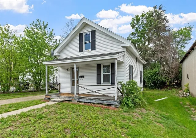 Homes for sale in Athol, MA | 91 Canal St, Athol, MA 01331 | MLS# 73529277