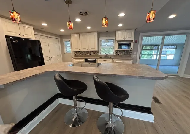 4th image of 7-9 South Meadow Village #7, Carver, MA 02330 | MLS# 73557251