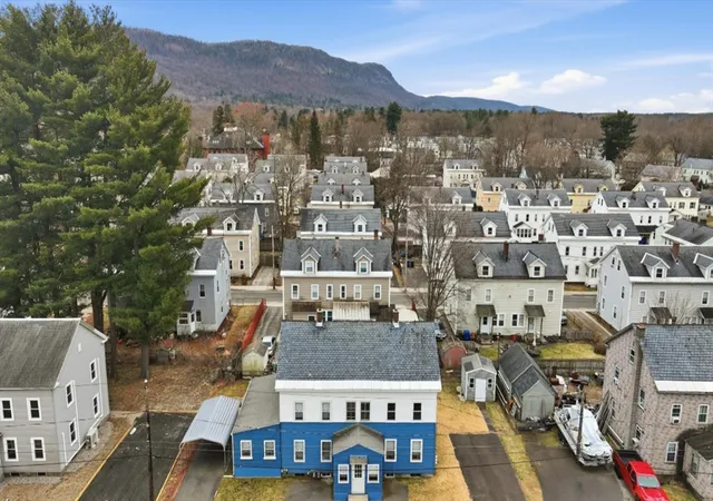 Homes for sale in Easthampton, MA | 10 12 Oakdale Pl, Easthampton, MA 01027 | MLS# 73490236