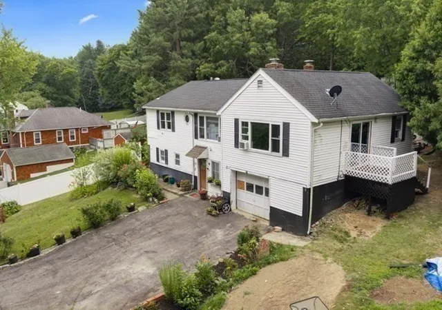 2nd image of 21 N Steele St, Worcester, MA 01607 | MLS# 73557125
