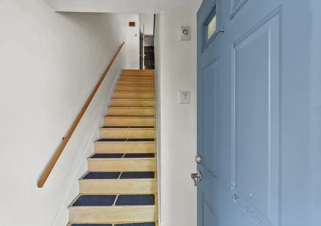 3rd image of 32 Spruce St, Watertown, MA 01748