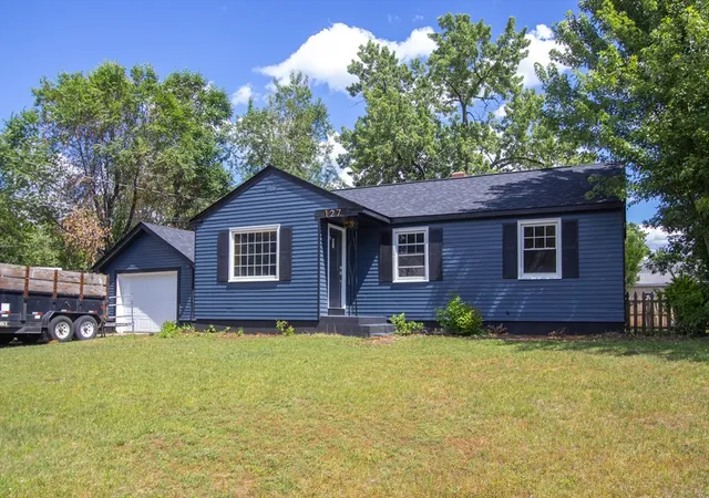 1st image of 127 Gelinas Dr, Chicopee, MA 01020 | MLS# 73542174