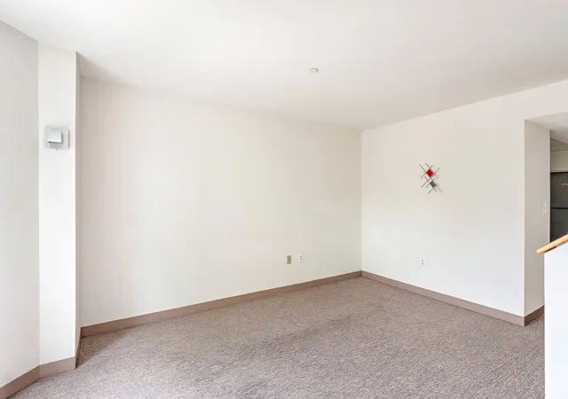 3rd image of 955 Tremont St, Boston, MA 02118