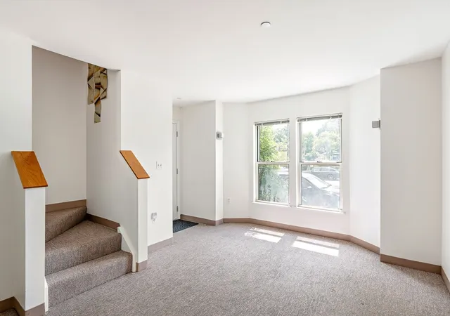 4th image of 955 Tremont St, Boston, MA 02118