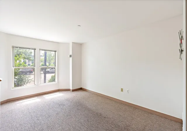 5th image of 955 Tremont St, Boston, MA 02118