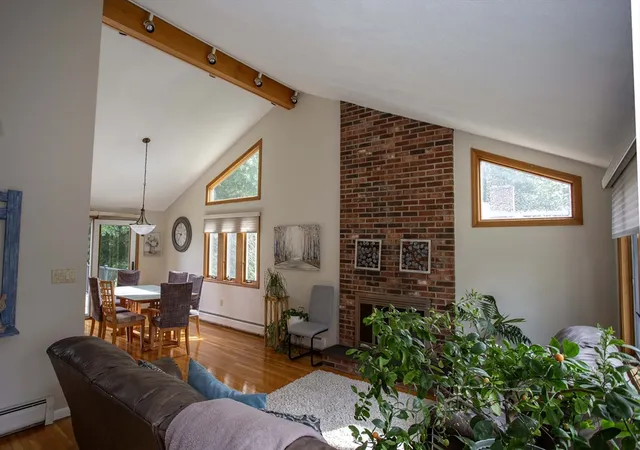 3rd image of 6 Woodland Ave, Saugus, MA 01906 | MLS# 73539884