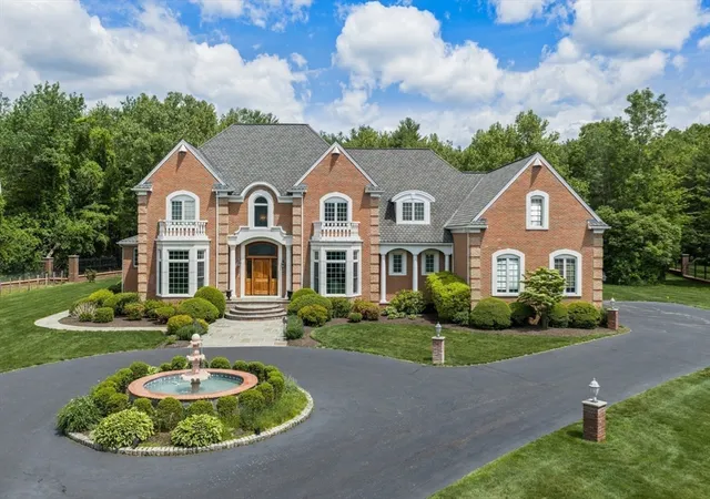 1st image of 15 Brown, Weston, MA 02493 | MLS# 73533214