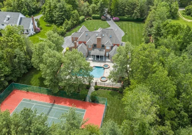 36th image of 15 Brown, Weston, MA 02493 | MLS# 73533214