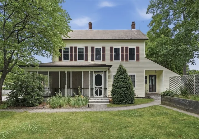 Photo 2 of Single family home for sale at 3 Beach St, Westborough, MA 01581 | MLS# 73542545 | Listing updated on 2026-10-01