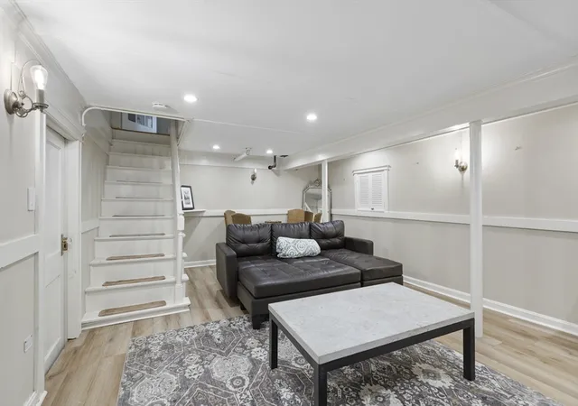 40th image of 5 Moss Hill Rd, Boston, MA 02130 | MLS# 73568180