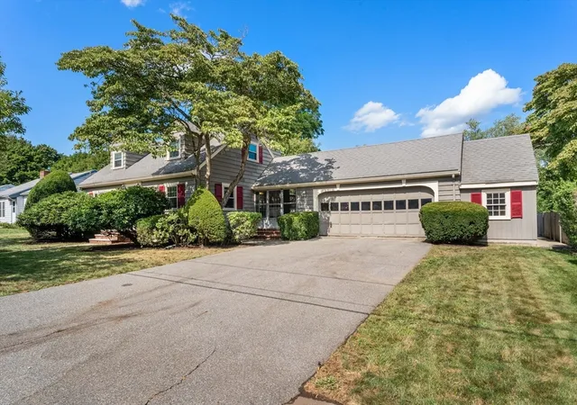 Photo 1 of Sale Pending at 20 Oakhurst Rd, Beverly, MA 01915 | MLS# 73565177 | Listing updated on 2026-09-07