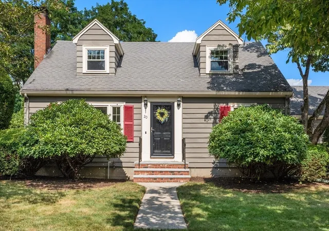 Photo 3 of Sale Pending at 20 Oakhurst Rd, Beverly, MA 01915 | MLS# 73565177 | Listing updated on 2026-09-07