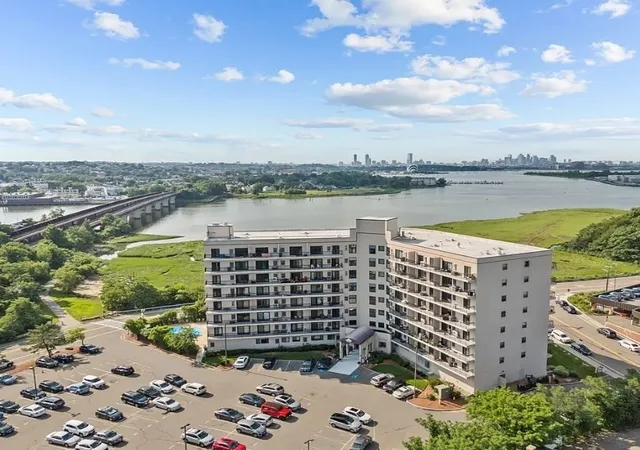 Photo 1 of Sale Pending at 133 Commander Shea #817, Quincy, MA 02171 | MLS# 73552867 | Listing updated on 2026-09-01