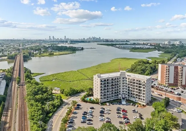 Photo 2 of Sale Pending at 133 Commander Shea #817, Quincy, MA 02171 | MLS# 73552867 | Listing updated on 2026-09-01