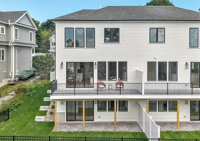 2nd image of 20 Crescent Rd, Needham Heights, MA 02494