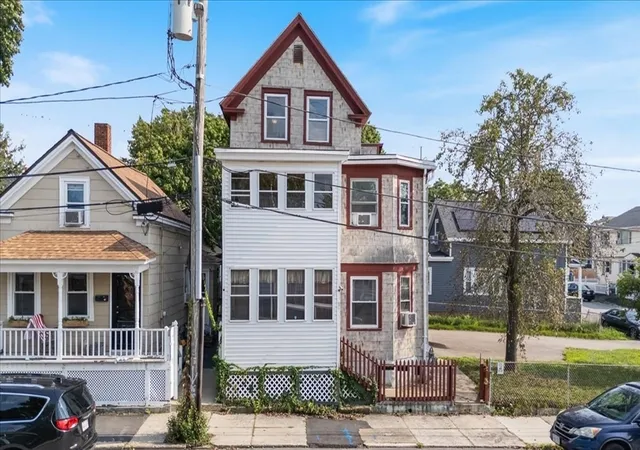 2nd image of 14 Atkinson St, Lawrence, MA 01843 | MLS# 73564248