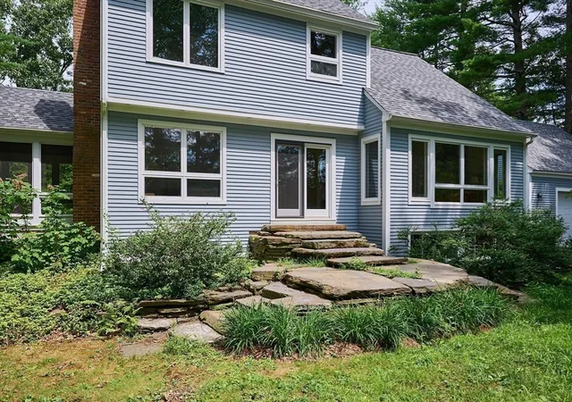 2nd image of 494 Station Rd, Amherst, MA 01002 | MLS# 73559721