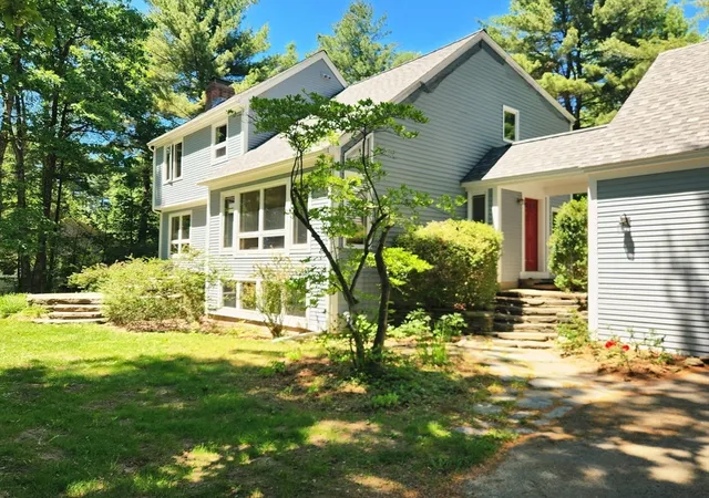 3rd image of 494 Station Rd, Amherst, MA 01002 | MLS# 73559721