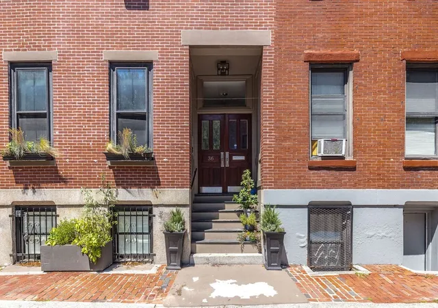2nd image of 36 Bradford St, Boston, MA 02118