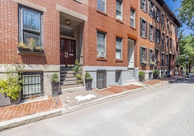 21st image of 36 Bradford St #2, Boston, MA 02118 | MLS# 73560149