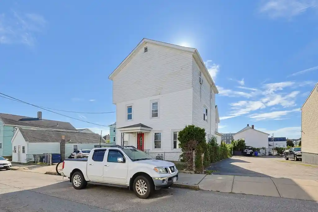 Listing Photo 2 - Condo for sale in 84-88 Orange St located at 84-88 Orange St, Fall River, MA 02720 - Unit 84-88 Orange St