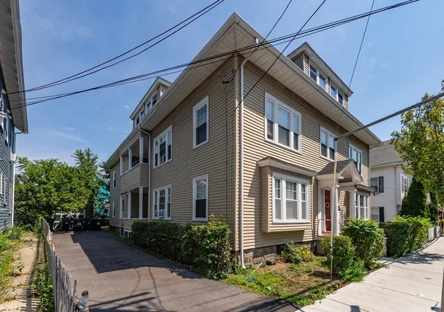 Photo 2 of Sale Pending at 33 Harbor St, Salem, MA 01970 | MLS# 73553561 | Listing updated on 2026-09-15