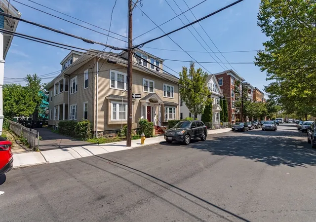 Photo 3 of Sale Pending at 33 Harbor St, Salem, MA 01970 | MLS# 73553561 | Listing updated on 2026-09-15